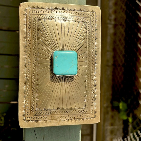 Mixed metal box - Picture 1 of 8